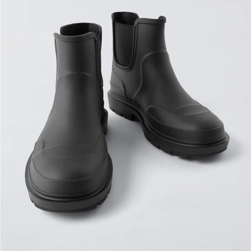 ZARA ELASTICATED RAIN BOOTS‎ BLACK W 10.5/M 9.5 Unisex